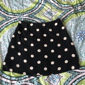 Black and white polka dot Reformation skirt ✨